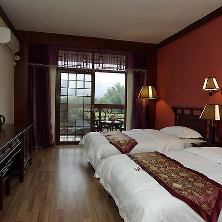 Hôtel Dragon River Retreat à Yangshuo Extérieur photo
