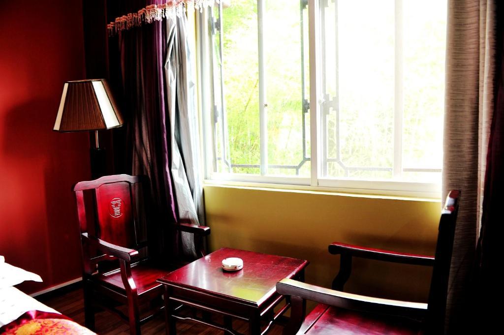 Hôtel Dragon River Retreat à Yangshuo Chambre photo