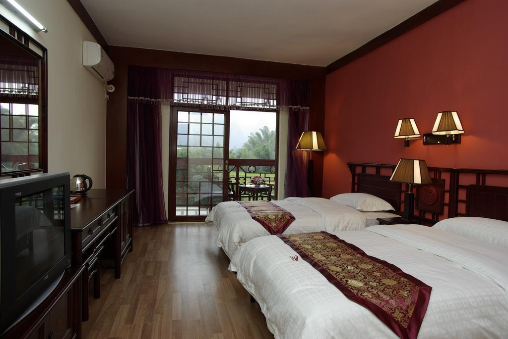 Hôtel Dragon River Retreat à Yangshuo Extérieur photo
