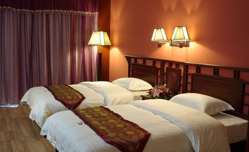 Hôtel Dragon River Retreat à Yangshuo Extérieur photo